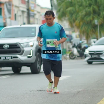 Runner Photo 8865579