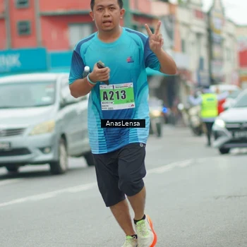 Runner Photo 8865662