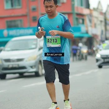 Runner Photo 8865743