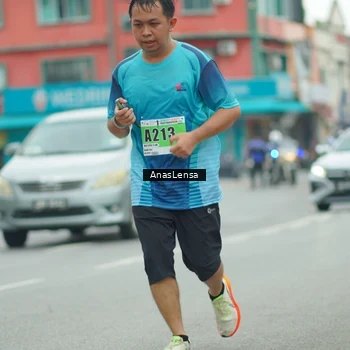 Runner Photo 8865752