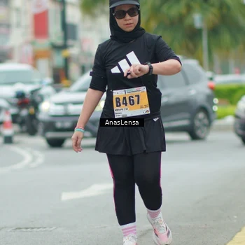Runner Photo 8865754