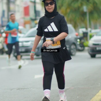 Runner Photo 8865773