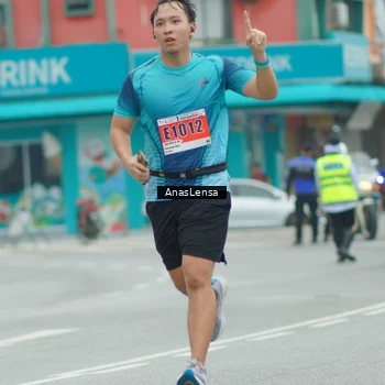 Runner Photo 8865774