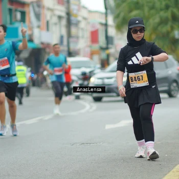 Runner Photo 8865790