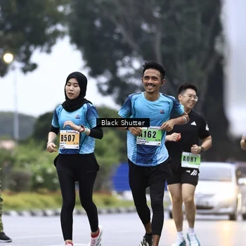 Runner Photo 8865806