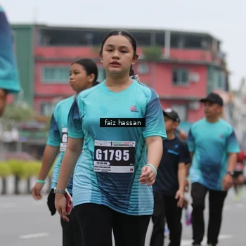 Runner Photo 8865824