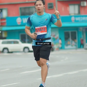 Runner Photo 8865847