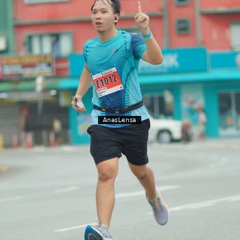 Runner Photo 8865848