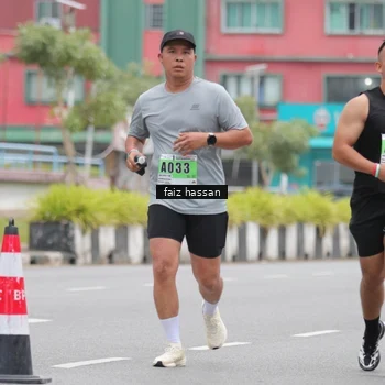 Runner Photo 8866015