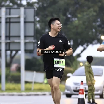 Runner Photo 8866025