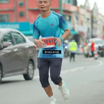 Runner Photo 8866039