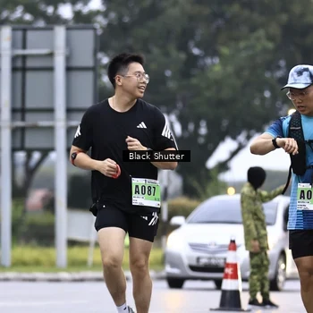 Runner Photo 8866053