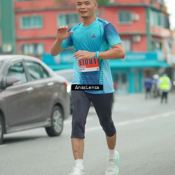 Runner Photo 8866087