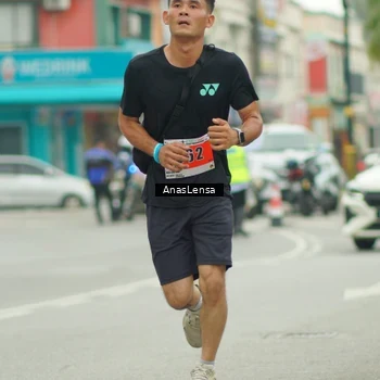 Runner Photo 8866098