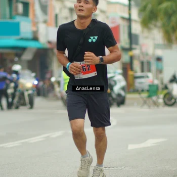 Runner Photo 8866163
