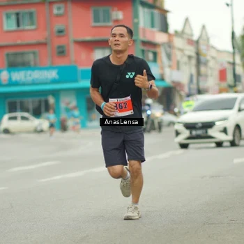Runner Photo 8866173
