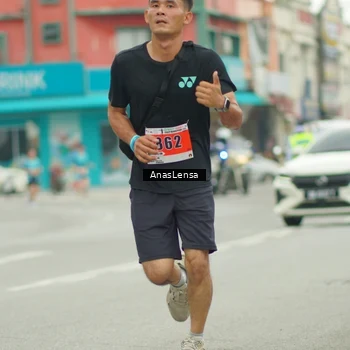 Runner Photo 8866183