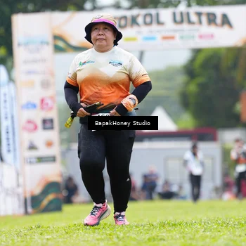 Runner Photo 8866211