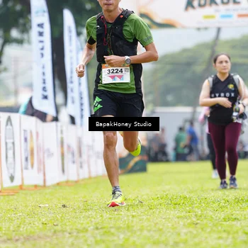 Runner Photo 8866246