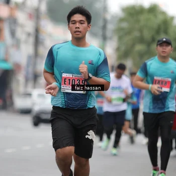 Runner Photo 8866685