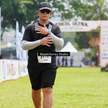 Runner Photo 8866695