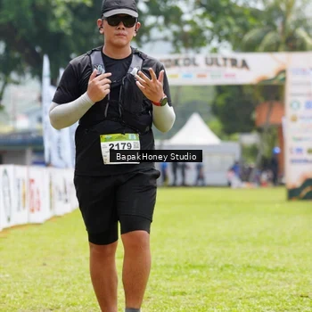 Runner Photo 8866703