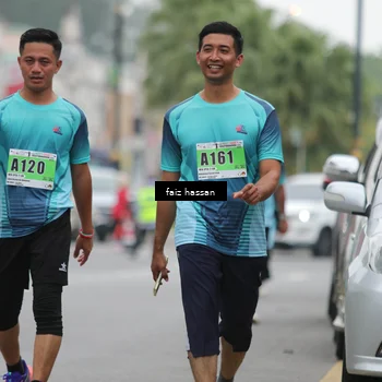 Runner Photo 8866777