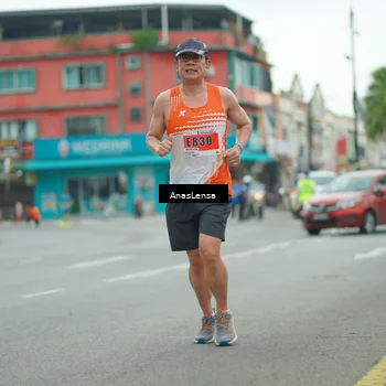Runner Photo 8866899