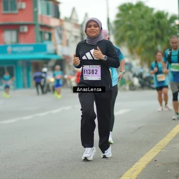 Runner Photo 8867009