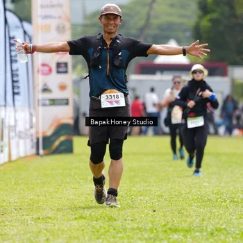 Runner Photo 8867022