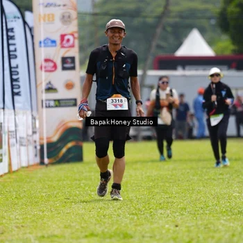 Runner Photo 8867033