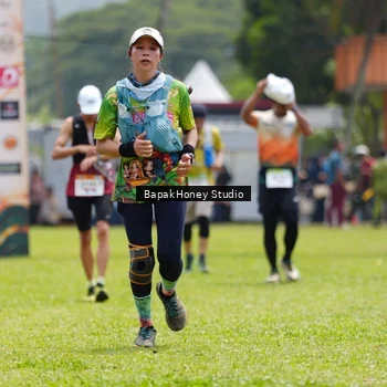 Runner Photo 8867075