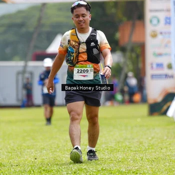 Runner Photo 8867125