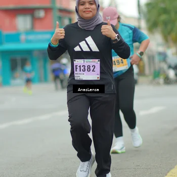 Runner Photo 8867175