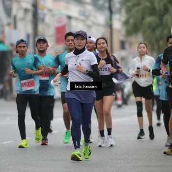 Runner Photo 8867219