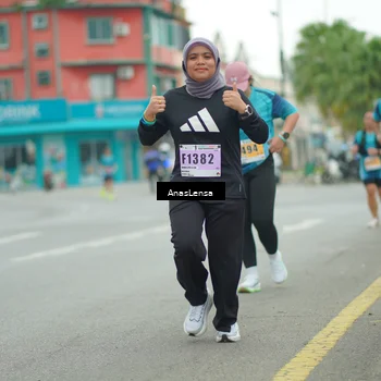Runner Photo 8867223