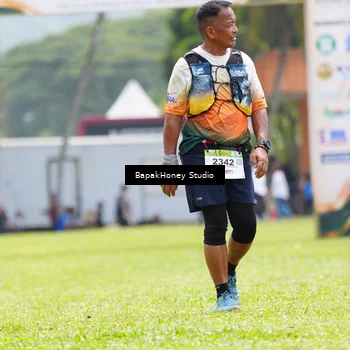 Runner Photo 8867281