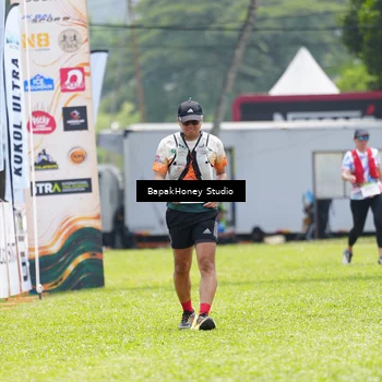 Runner Photo 8867309