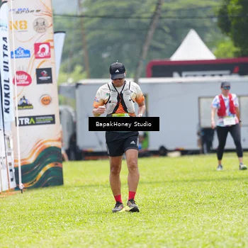 Runner Photo 8867311