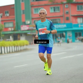 Runner Photo 8867750