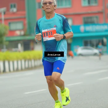 Runner Photo 8867801