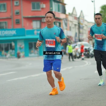 Runner Photo 8867936