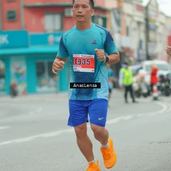 Runner Photo 8867966