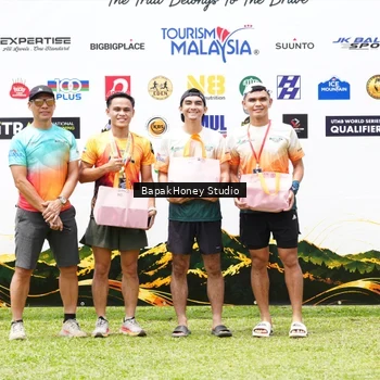 Runner Photo 8868004