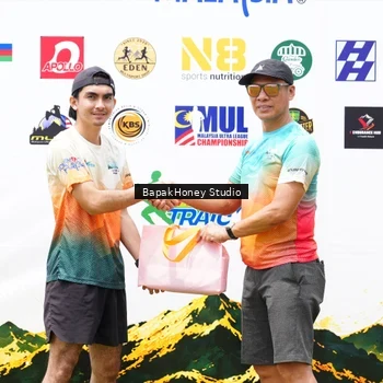 Runner Photo 8868018