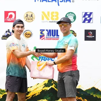 Runner Photo 8868024