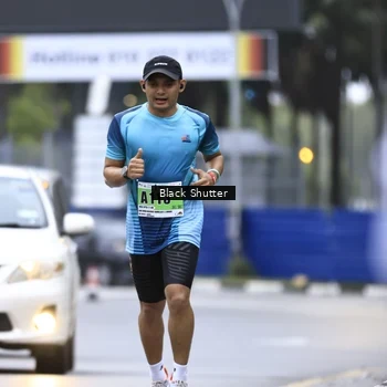 Runner Photo 8868031