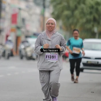 Runner Photo 8868032