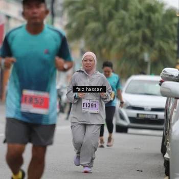Runner Photo 8868044