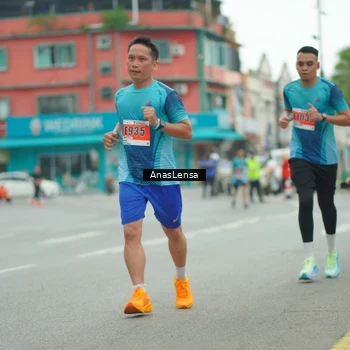 Runner Photo 8868066